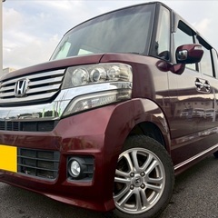 月々1.2万円〜分割払い可❗️ 車検2年付き！【名義変更代込み】大人気☆ホンダ N-BOXカスタム☆ステアリングスイッチ付き☆純正オーディオ付☆電動スライドドア♪しかも両側☆ドラレコ付き☆スマートキー☆フルオートエアコン☆事故歴修復歴なし☆そのまま乗って帰れます❗️の画像