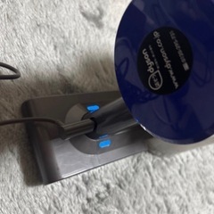 ダイソン　dyson V8 fluffy＋ 掃除機 スティック クリーナーの画像