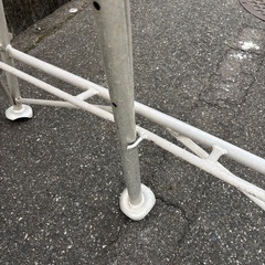 アルミ 三脚脚立 8段 造園 園芸 高所作業 はしご 庭木 剪定 メーカー不明 《ダメージ有り》の画像