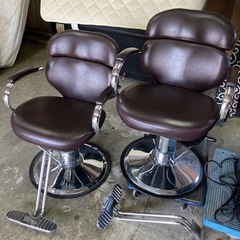 中古品☆バーバー椅子3台セット☆理容美容室☆カット椅子2台シャンプー電動椅子1台☆店舗用椅子セットの画像