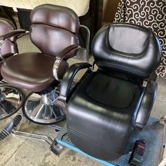 中古品☆バーバー椅子3台セット☆理容美容室☆カット椅子2台シャンプー電動椅子1台☆店舗用椅子セットの画像