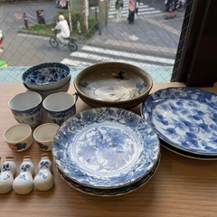 食器の画像