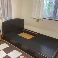 セミダブル　ベッドフレームの画像