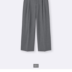 新品タグつき　GUタックワイドパンツ Sサイズの画像