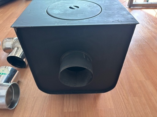 薪ストーブ　角型窓付きガード付”ベイダー”