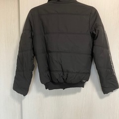 中綿入ブルゾン　adidasの画像