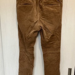 BEAMSパンツの画像