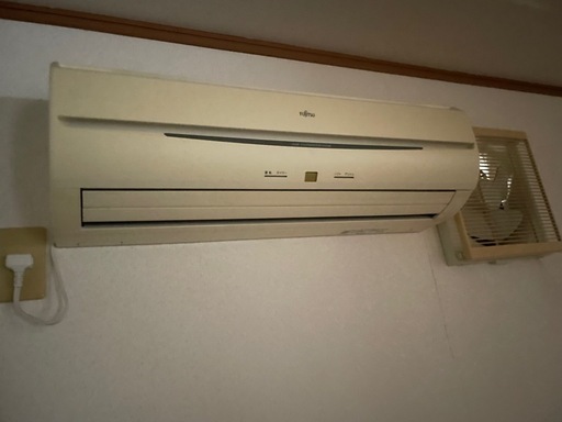 富士通　エアコン　中古　　2007年製