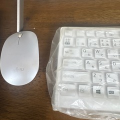 富士通　FMVF60G3W 2023年製の画像