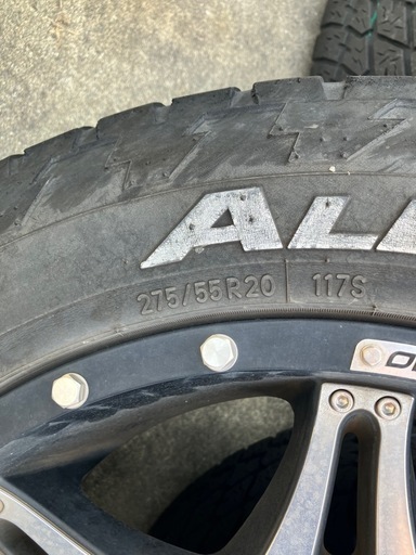 アルミホイール　R20 プラドで使用