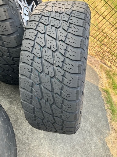 アルミホイール　R20 プラドで使用