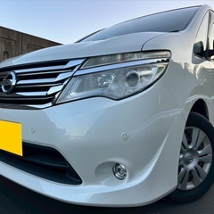 8人乗り特別仕様車☆☆ガソリン代 節約☆S-HYBRID入りました‼️27年式☆月々1.2万円〜分割払い可❗️車検2年付き！大人気☆ニッサン セレナ☆フリップダウンモニター付き☆Bluetooth対応ナビ☆走行中DVD見れます☆ETC☆便利なバックカメラ♪アラウンドビューモニター☆ドラレコ付きのフル装備☆両側電動スライドドア☆ウィンカーミラー☆フル装備☆車内広々三列シート‼️の画像