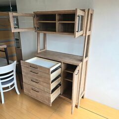 未使用訳あり シャビー＆ヴィンテージ キッチンボード 幅105 引出　奥行42 高さ175 カップボード レンジボード キッチン収納 食器棚の画像