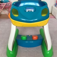 音の鳴る車のおもちゃ　運転まねっこの画像