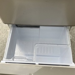 ★募集再開★冷蔵庫　両開き　ファミリータイプ　大容量　SJ-WA35A シャープ　350L 2015年の画像