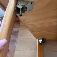 木製の折りたたみローテーブル　の画像