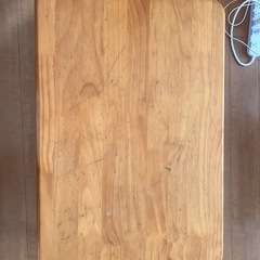 木製の折りたたみローテーブル　の画像