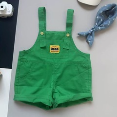 サロペットパンツの画像