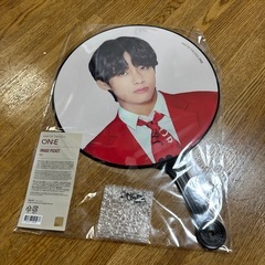BTS うちわ　テヒョン　Vの画像