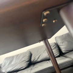 ダイニングテーブルの画像