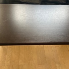 ダイニングテーブルの画像