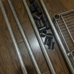 （お譲りの方決まりました）スチールラックの画像
