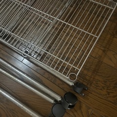 （お譲りの方決まりました）スチールラックの画像