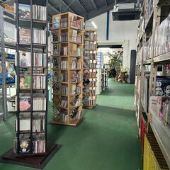 CD、DVD、本、ゲームの大セール‼‼の画像