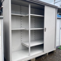 ヨド物置　倉庫　収納庫　9番の画像