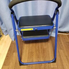 踏み台　脚立　スチール製　イスにもなりますの画像