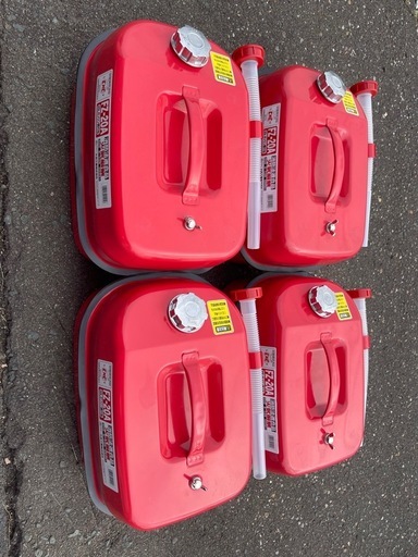 ★4缶セット キャンプアウトドア除雪機ガソリン携行缶２０Ｌ　除雪　草刈り　災害備蓄　美品★