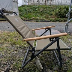 折りたたみキャンプチェアの画像
