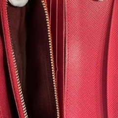 PRADA 長財布の画像