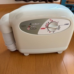 サンヨー布団乾燥機の画像
