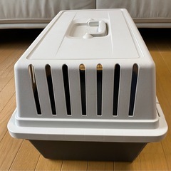 犬・猫・ペット用キャリーケースの画像