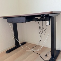 電動デスクテーブル【10月25日までに引き取り可能な方】の画像