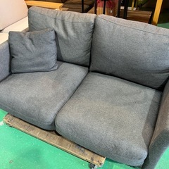 ニトリ　ソファ　2人掛けソファ　グレー　【136×74.5座面36×背面62】の画像