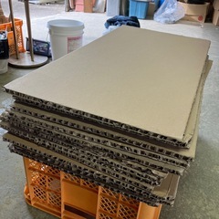 ダンボール長方形47.5×90㎝厚さ1.5㎝☆養生☆工作☆防災☆DIY☆中古品ダンボールの画像