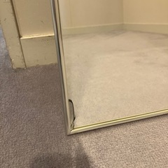 鏡の画像
