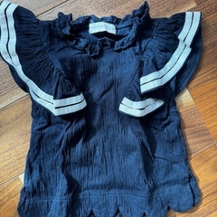 80サイズ 子供服4着
の画像
