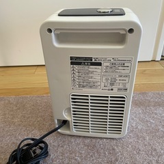 山善セラミックファンヒーターの画像