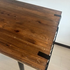 DIYデスク（IKEAの脚・杉の板
）の画像