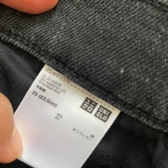 UNIQLO ジーンズ　デニムの画像