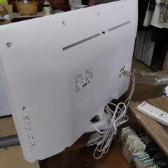 録画　2020年製　超極上美品　Wチューナー搭載　録画出来る　高性能　32型　液晶テレビ　HDD レコーダー　テレビの画像