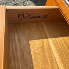 Thomasville アンティークテーブルの画像