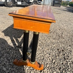 Thomasville アンティークテーブルの画像