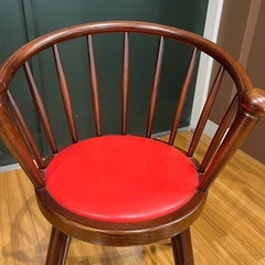 【トレファク神戸南店】秋田木工のキッズチェアです‼︎【取りに来られる方限定】の画像