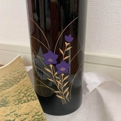 新品未使用　輪島塗　花瓶　台座つきの画像