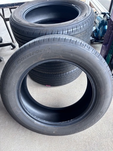 トーヨー夏タイヤ走行少ない　225/60/18  　2025年製造　18インチ