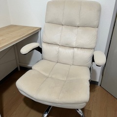 【即お譲りします】机＆椅子の画像